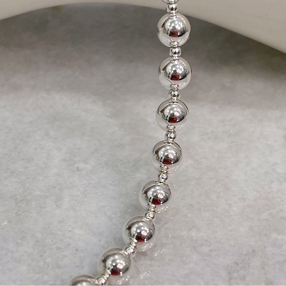 Sterling Silver Graduated Beaded Ball Necklace - Picture 4 of 12